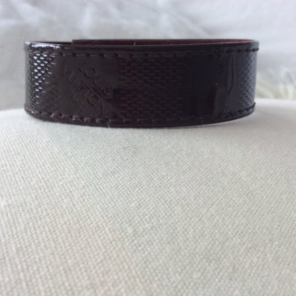 🌟🌸HOST PICK 🌟🌸LV-Louis Vuitton Authentic 2000 Fifth Avenue Bracelet, New - Picture 7 of 10
